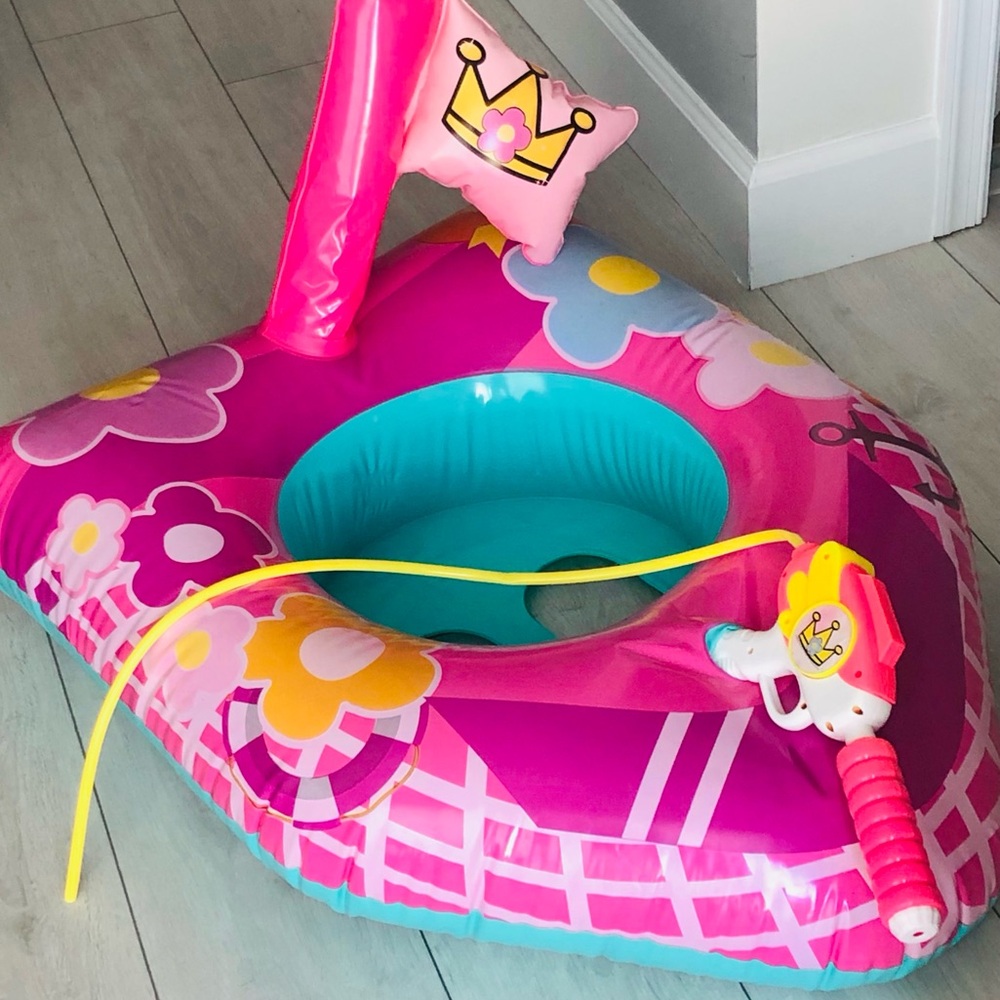 Pink Princess  Inflatable Pool Float with Water Squirt Gun and Flag
